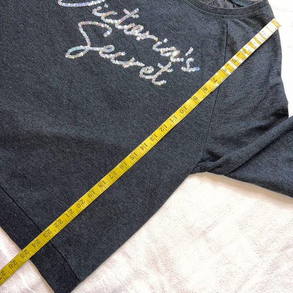 Victoria's Secret Gray with Sequin Graphic Crew Neck Pull Over Sweater- M - Picture 8 of 13